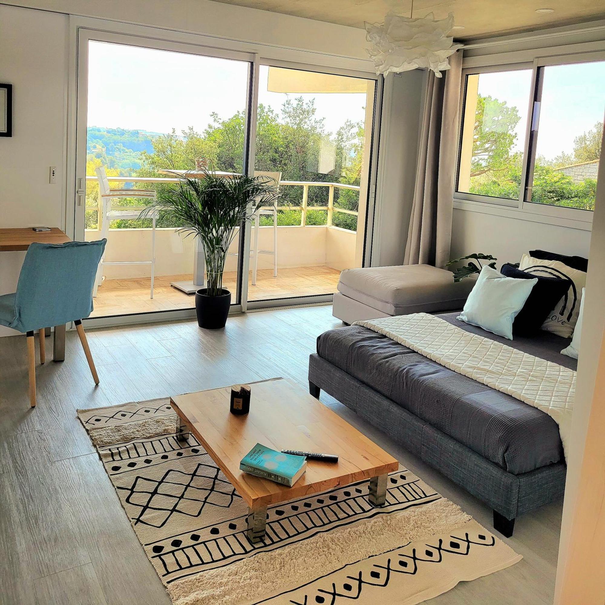 Studio Climatise, Vue Imprenable-Wifi Vence Dış mekan fotoğraf